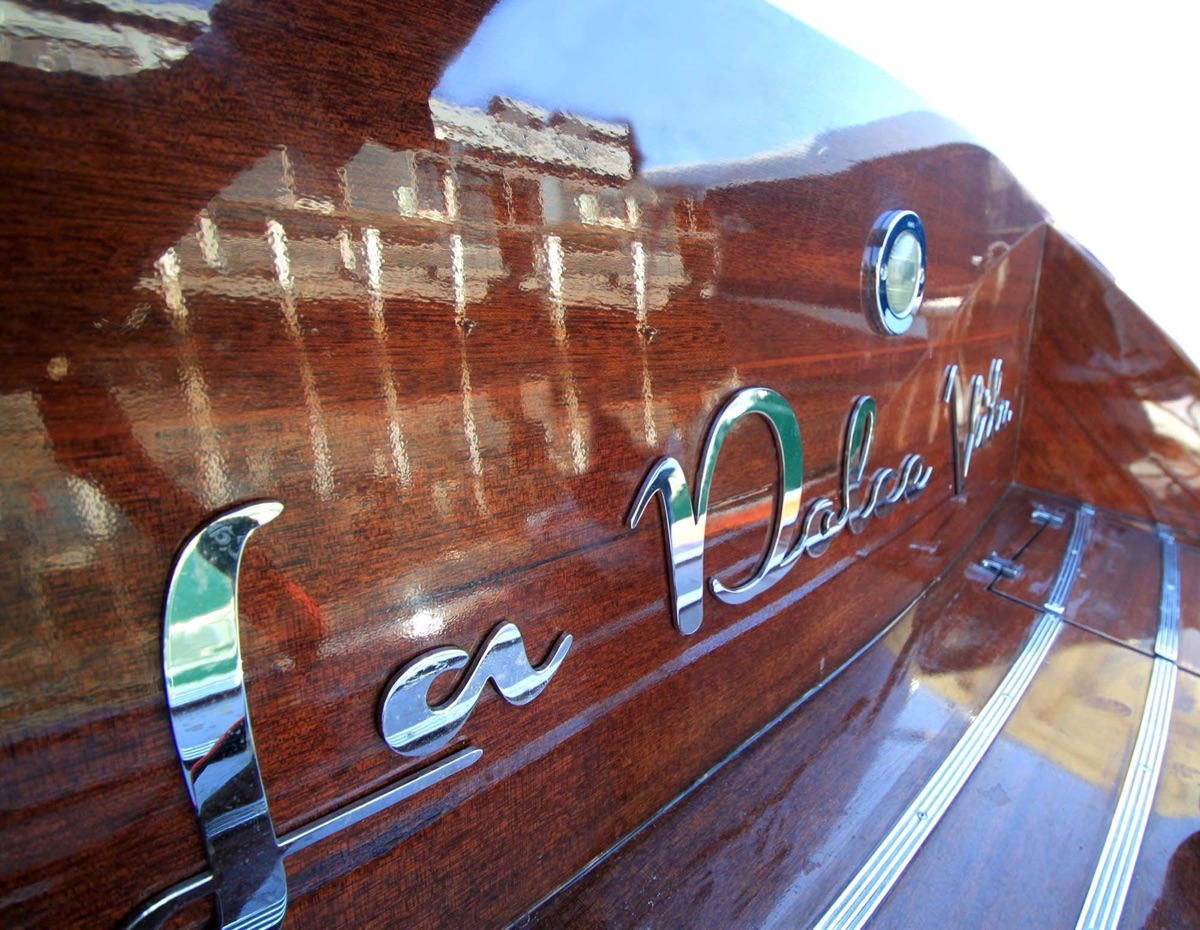 La Dolce Vita — La Dolce Vitaoat Chrome Detail