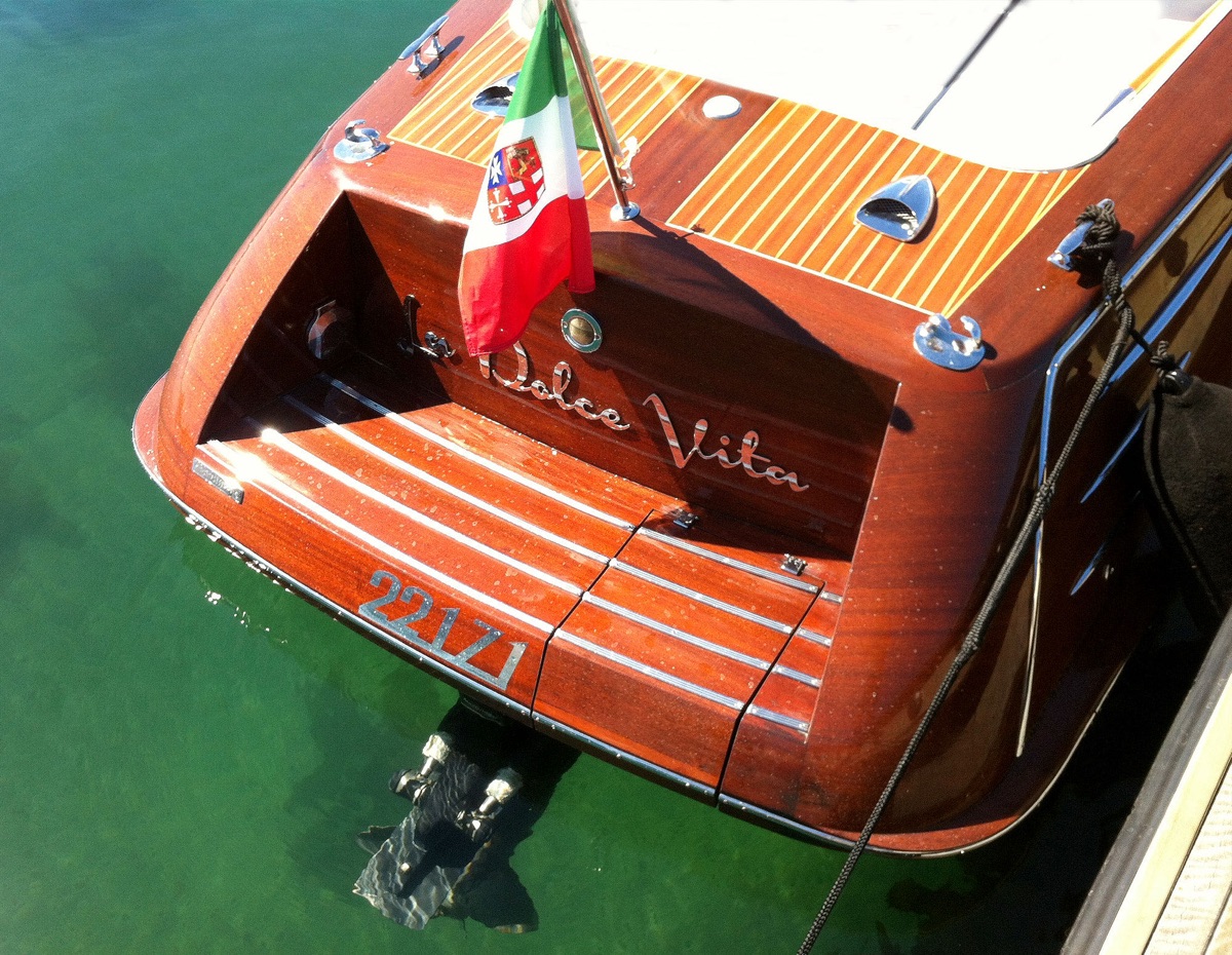La Dolce Vita — La Dolce Vita Classicboat Timber