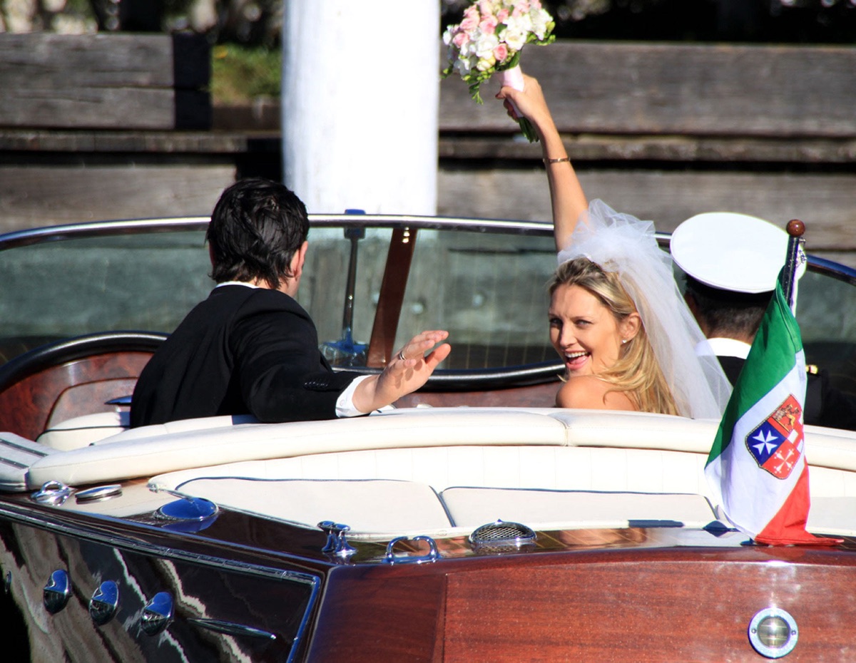 La Dolce Vita — Classy Sydney Harbour Weddingoat